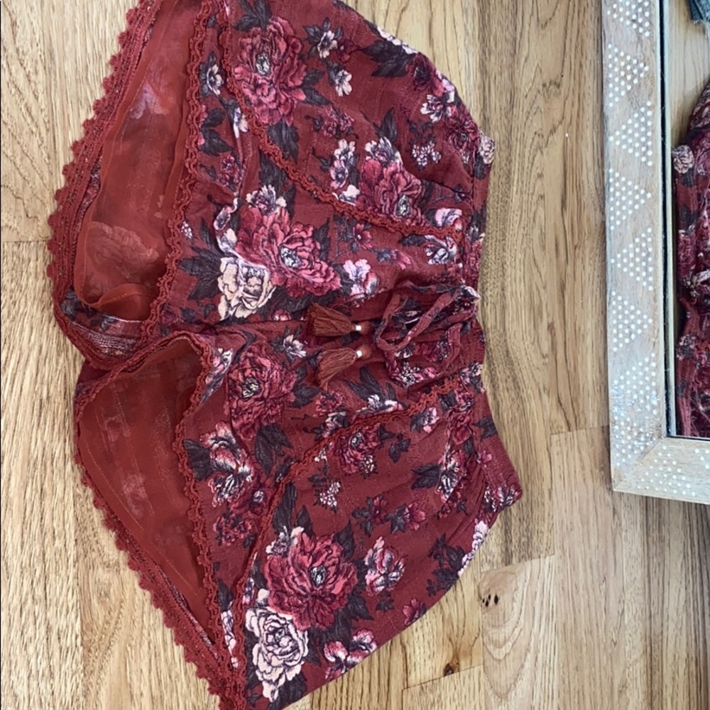floral pattern shorts